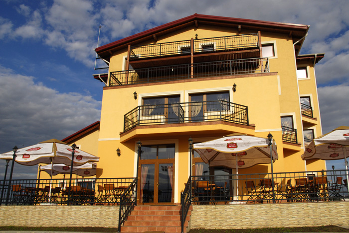 Asociatia Batraneti Insorite - foto 9