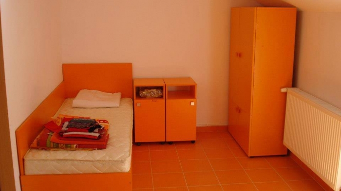 Asociatia Bunici Fericiti - foto 4