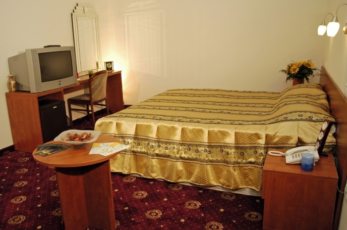 Azil Privat - foto 6