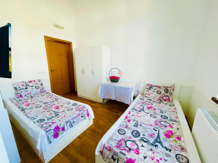 Cămin De Bătrâni Dămienești - foto 3