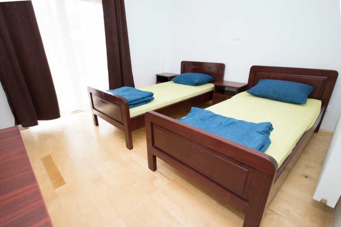 Camin Pentru Batrani Casa Nucet - foto 4