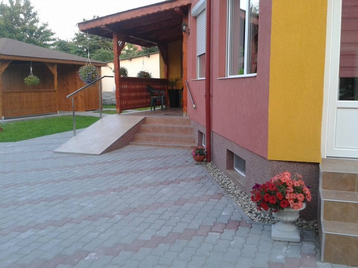 Caminul de Batrani Casa Bunicilor - foto 3