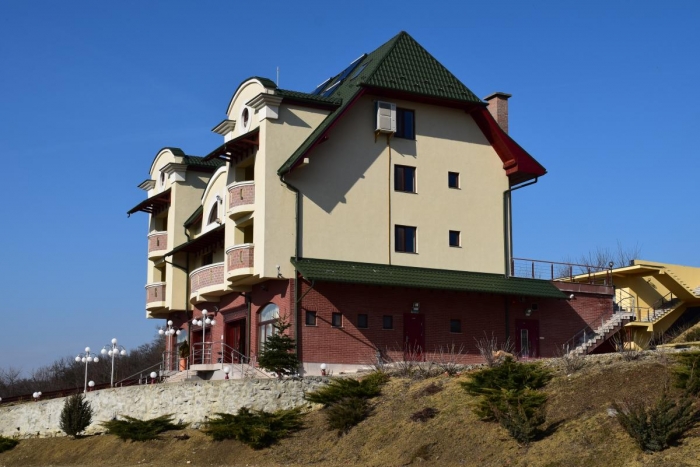 Căminul Pentru Vârstnici Aroma De Primavară - foto 2