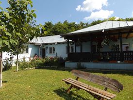 Satul Seniorilor Milly - foto 1